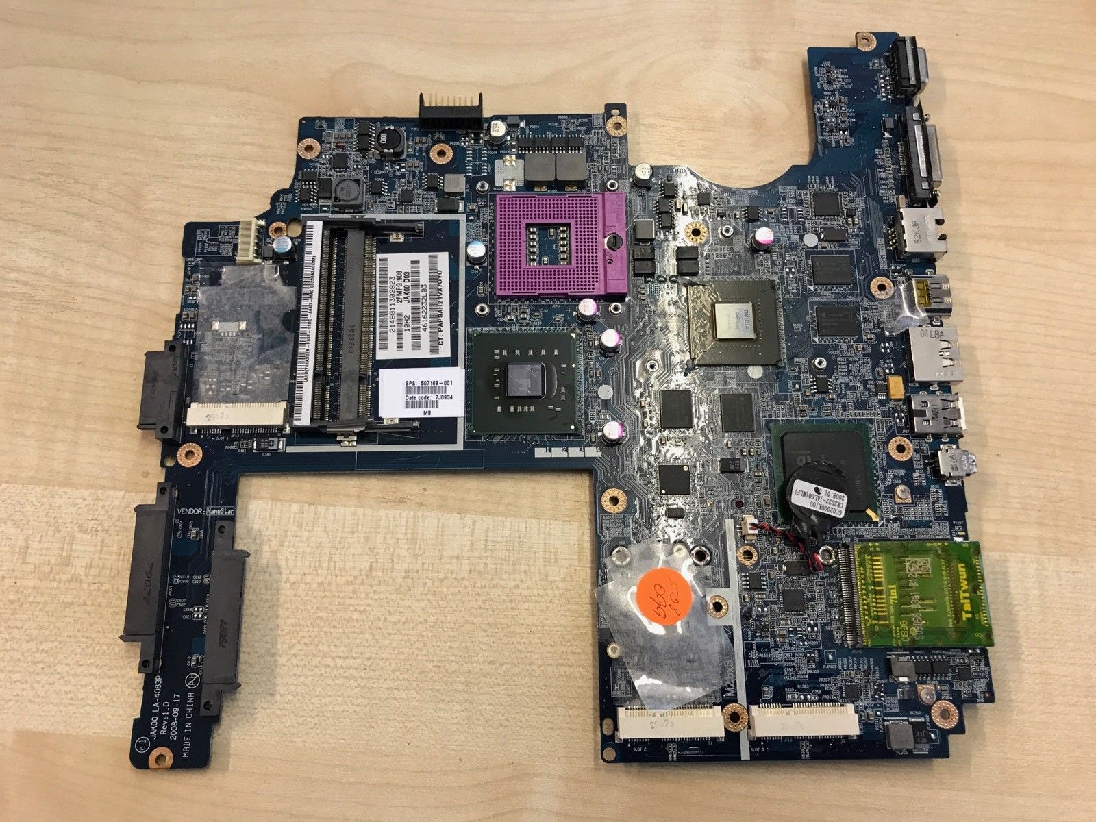 HP Pavilion DV7-1000 507169-001