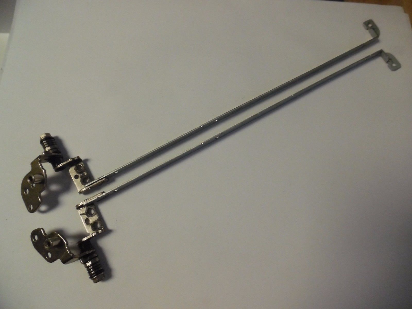 AM06R000600 y AM06R000500