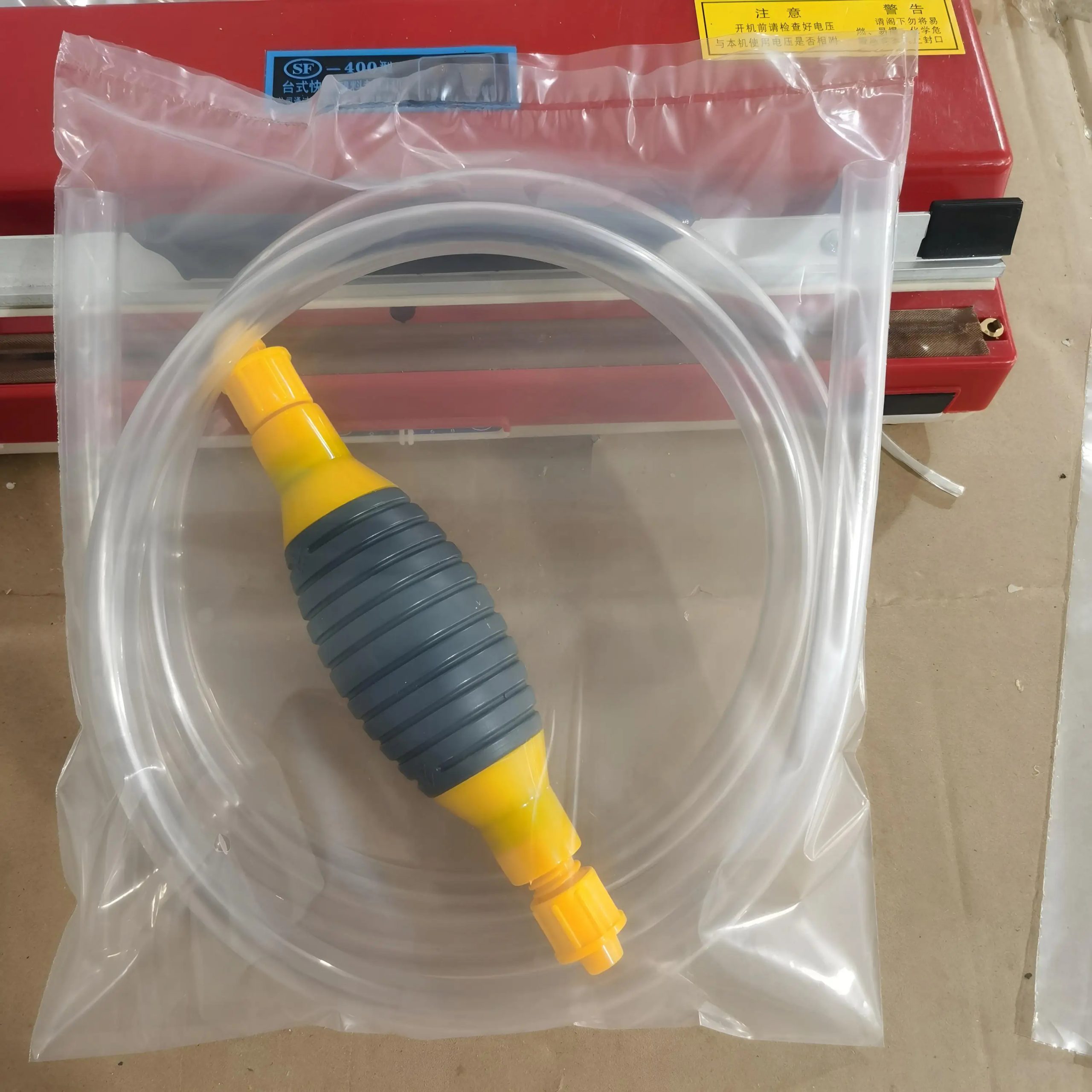 Bomba combustible contenido